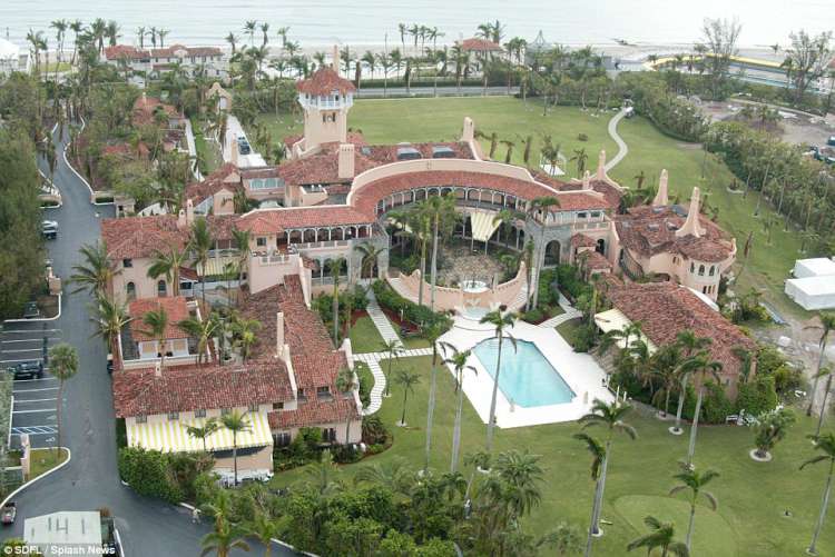 donalt trump house (11)