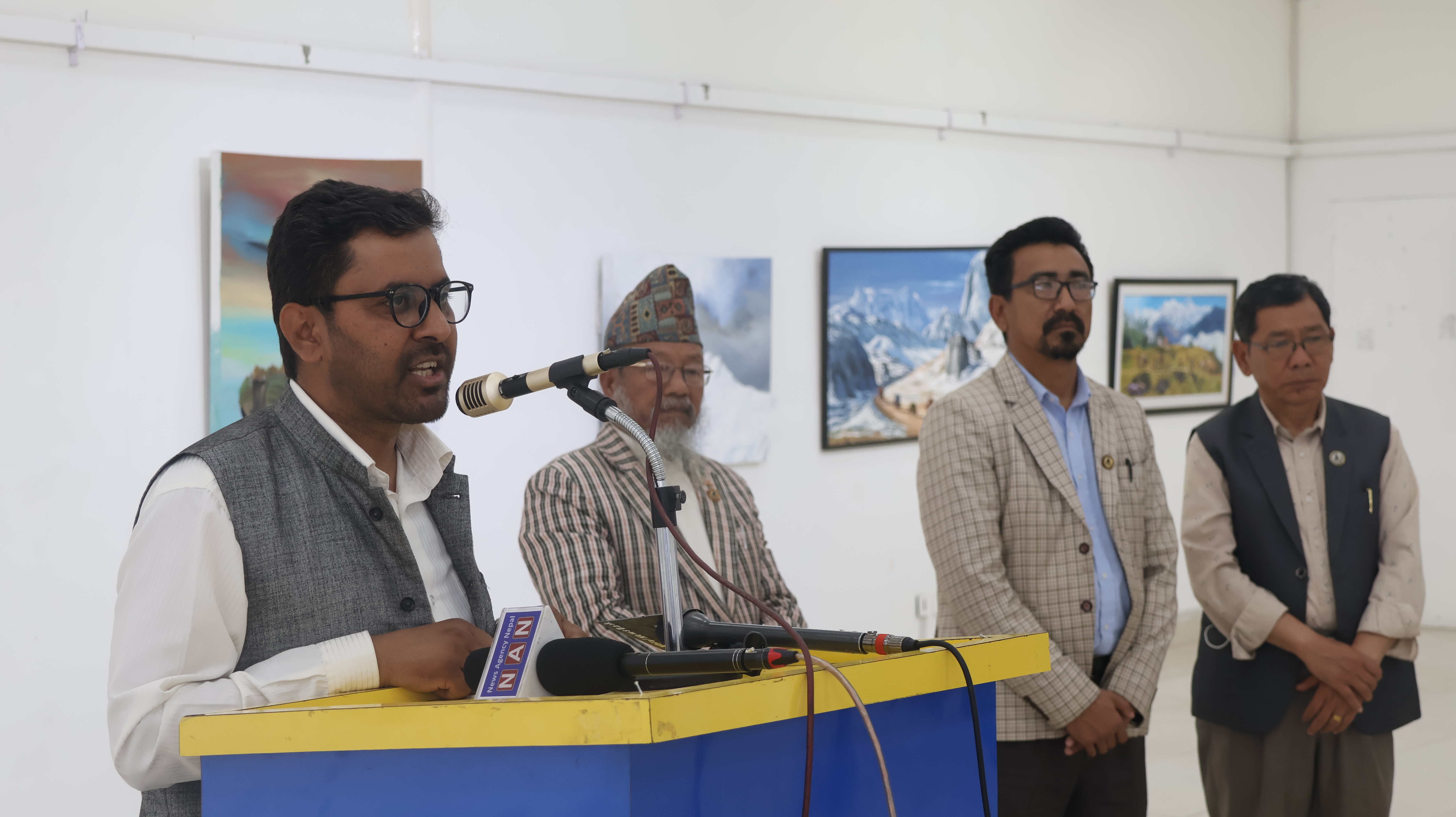 ‘हिमालयको रहस्य’ र ‘सिर्जनावृत्ति’ प्रदर्शनी सुरु